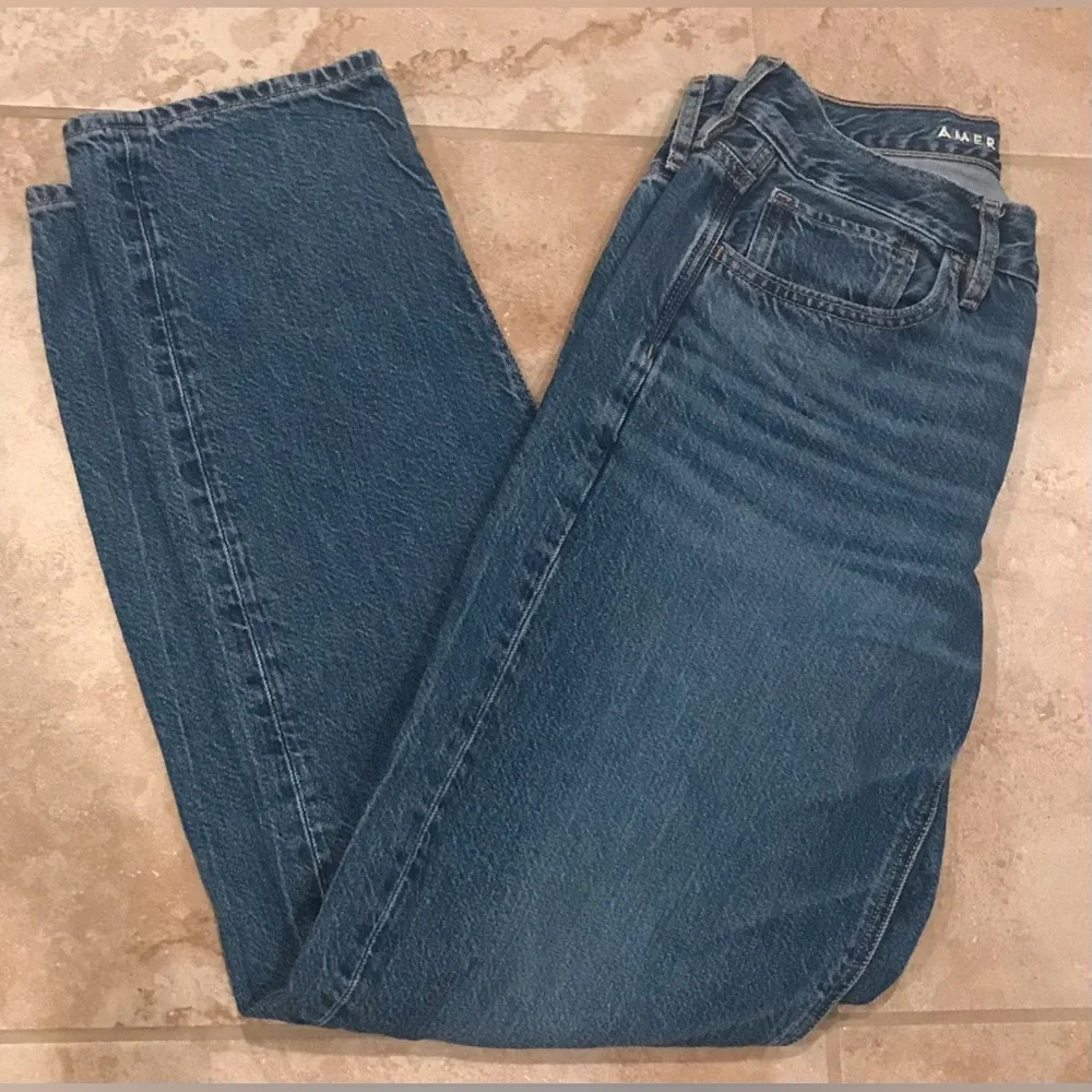 AE '90s Straight Rigid Jean (Classic Blue) - Size 2 - Picture 3 of 13